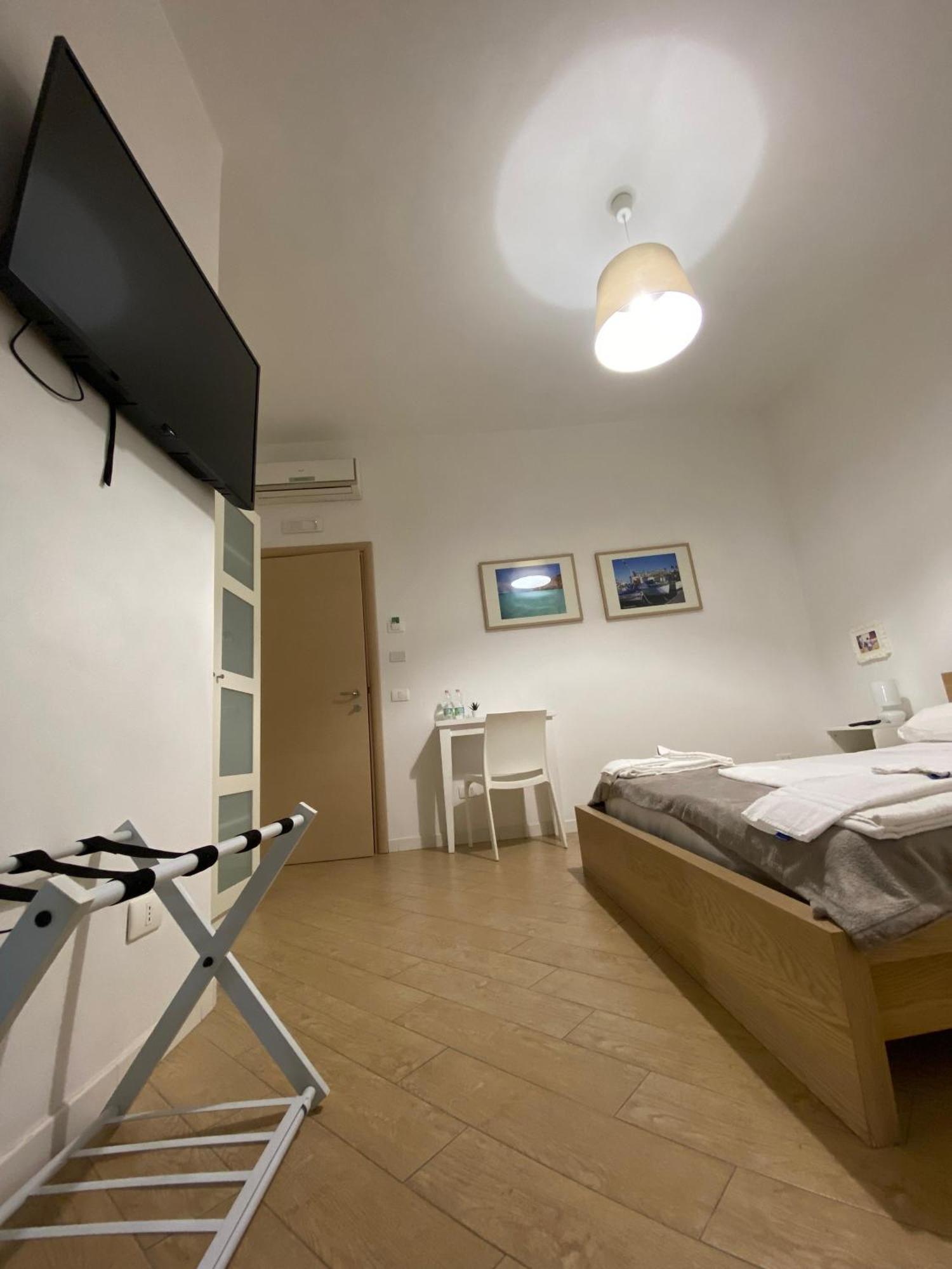 Manu'S House B&B Porto Empedocle Ngoại thất bức ảnh